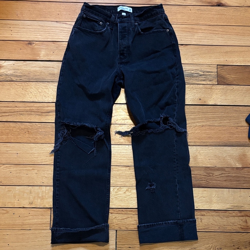 Abercrombie & Fitch The ‘90s Baggy low rise